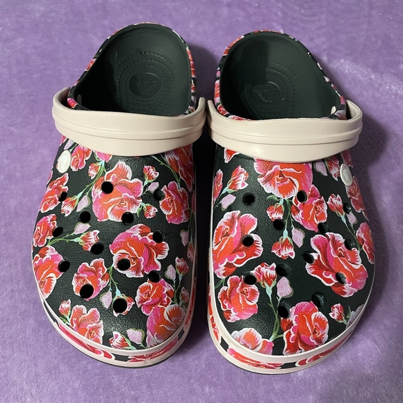 Crocs - Picture 1 of 1